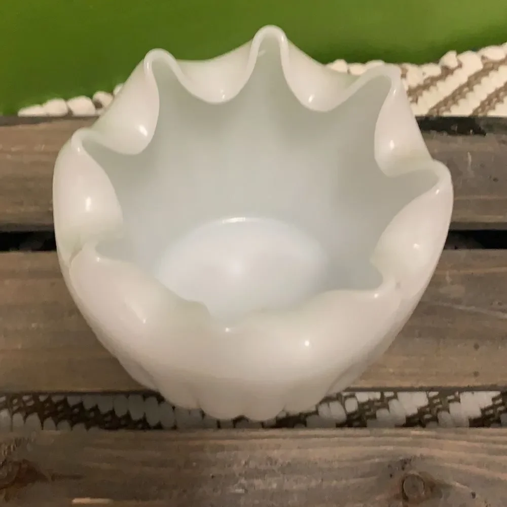 Folded glass milk glass vase